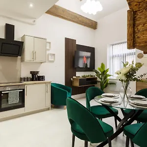 Luxury Bradford (West Yorkshire)